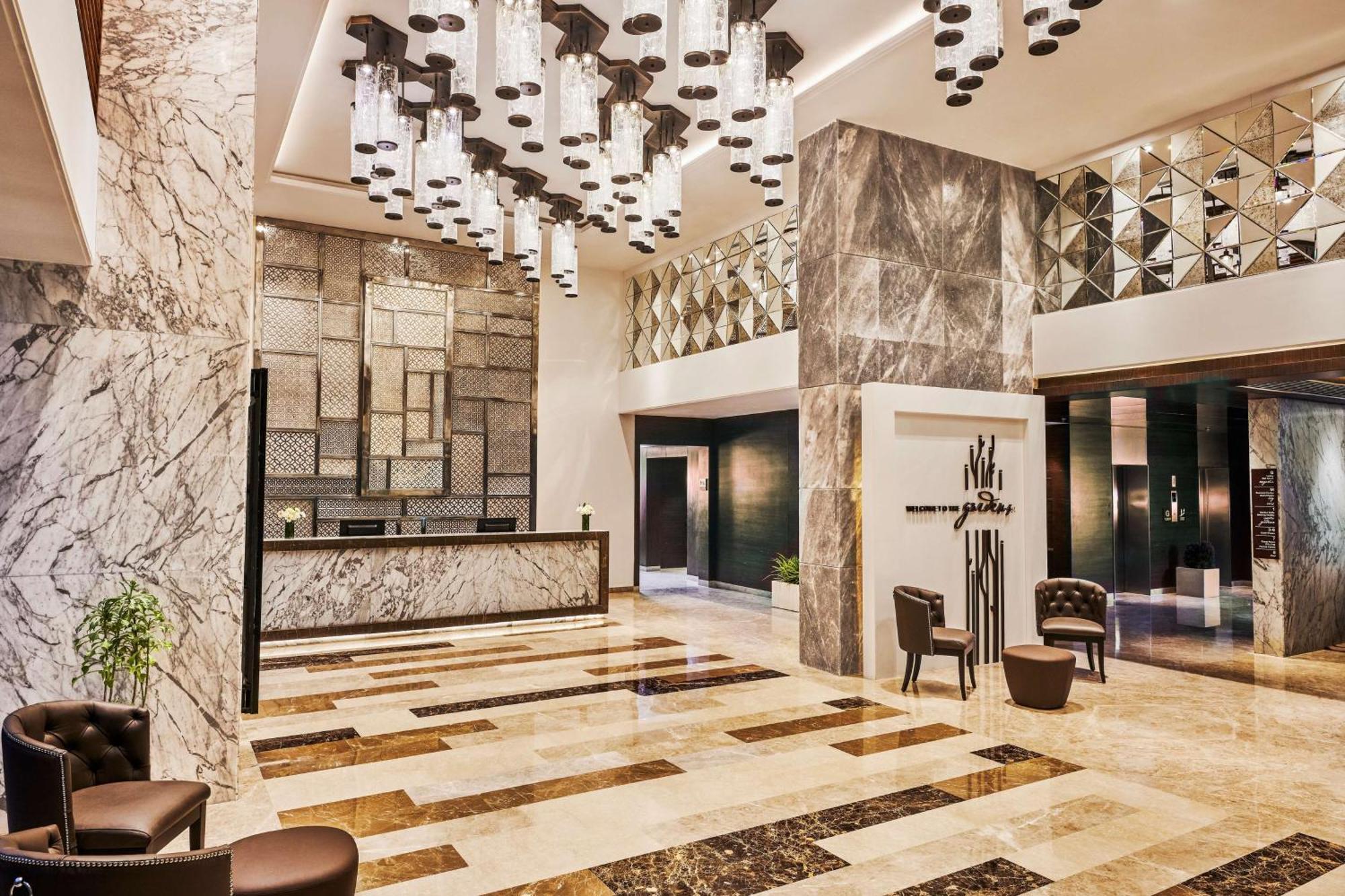 Hilton Garden Inn Лакхнау Экстерьер фото