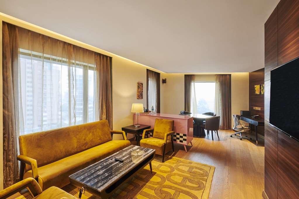 Hilton Garden Inn Лакхнау Номер фото